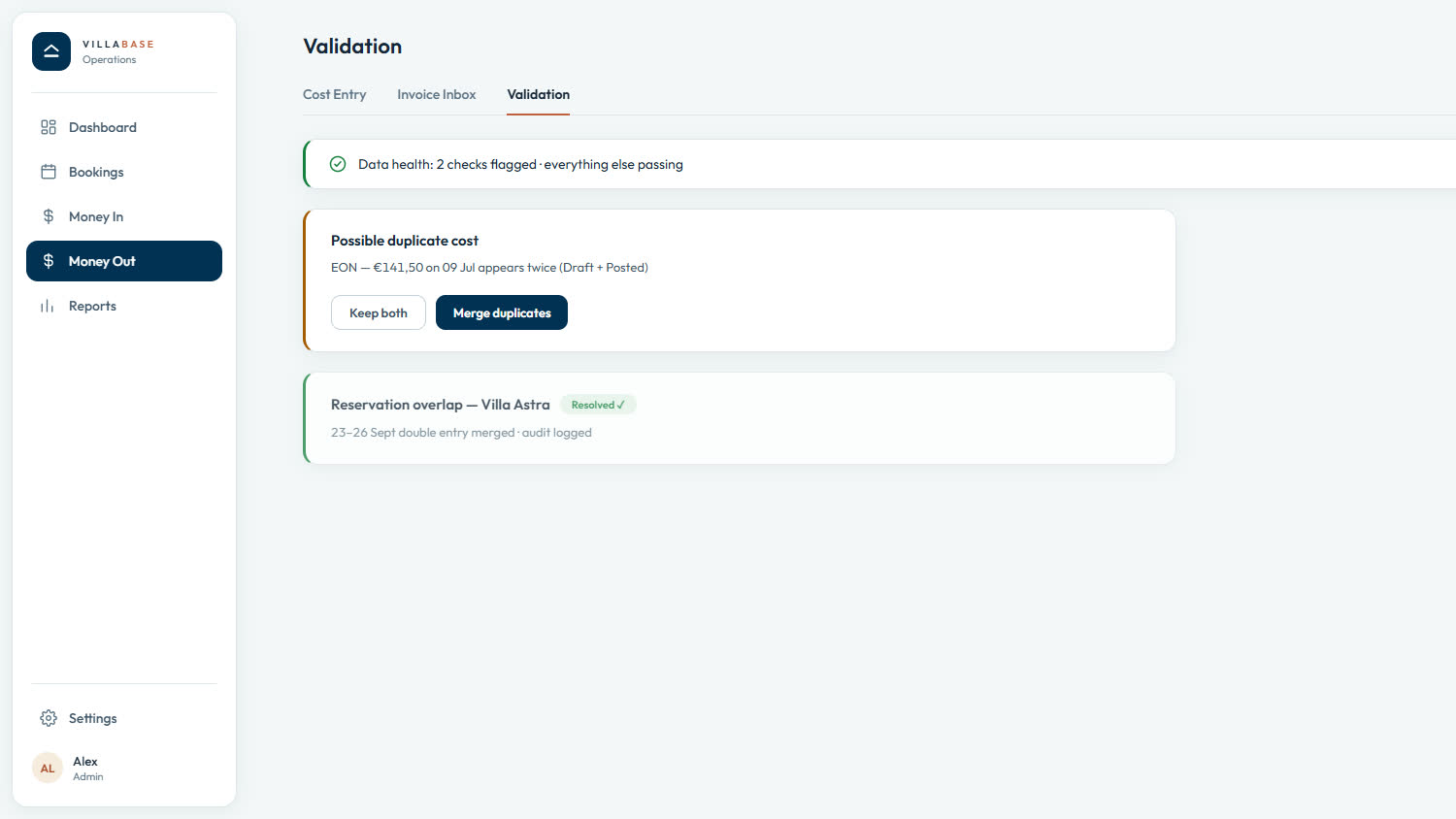 Villabase Flow validation screen listing the system's own checks over reservations, payments and costs — demo data